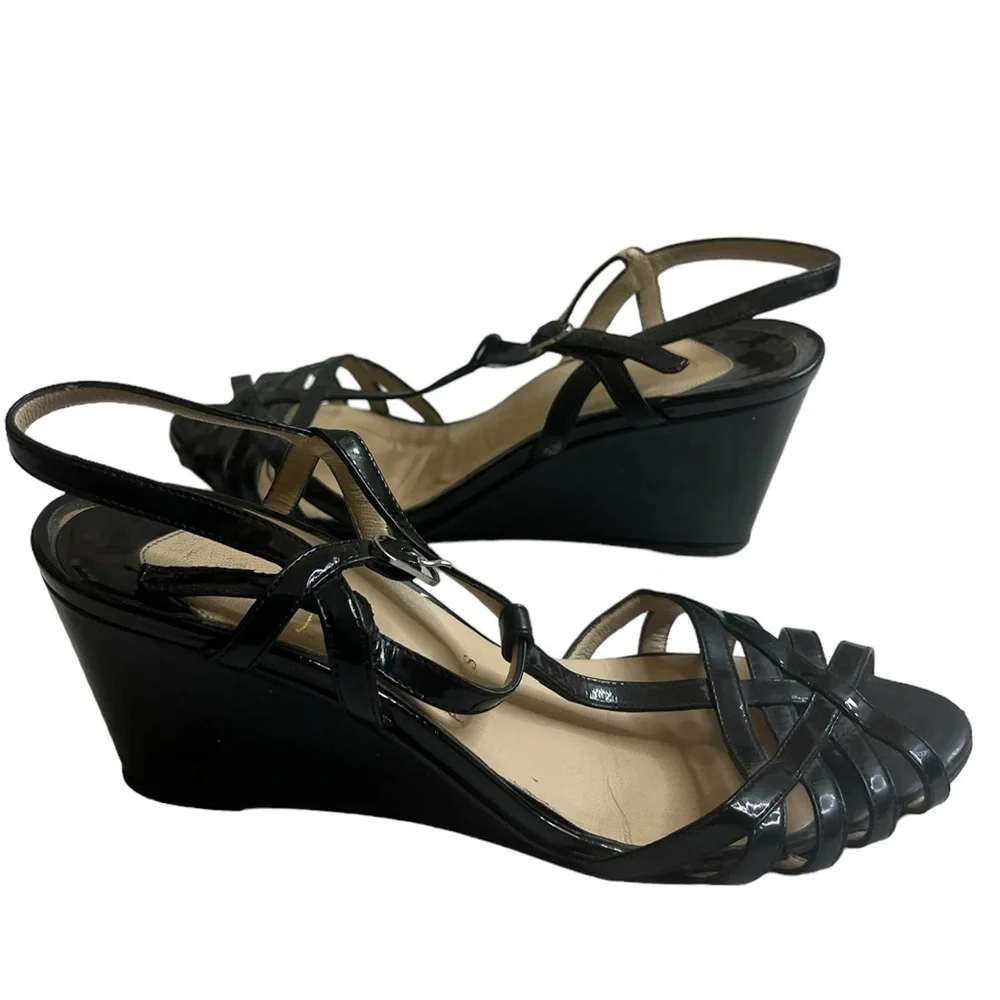 CHRISTIAN LOUBOUTIN Patent Leather T-Strap Sandals